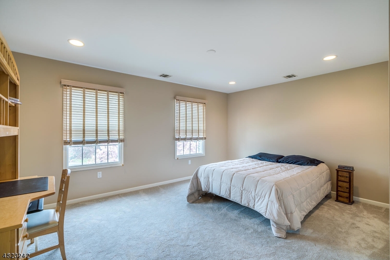 High Ridge - Residential