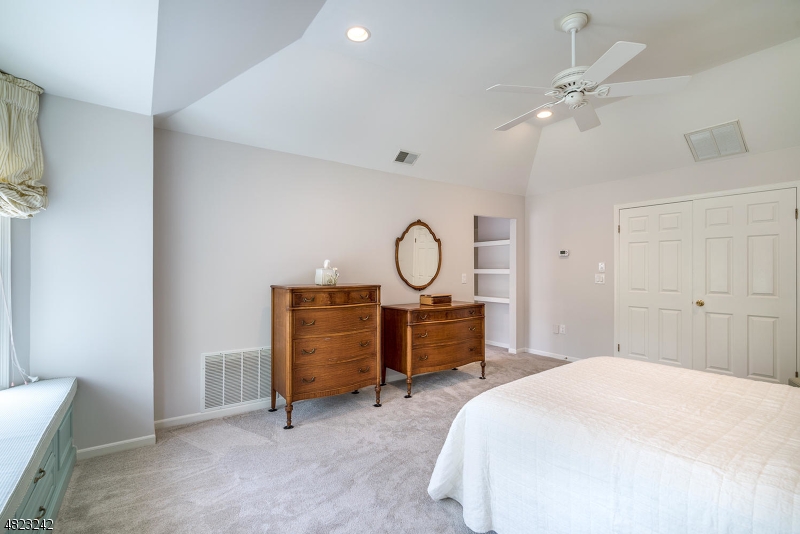 High Ridge - Residential