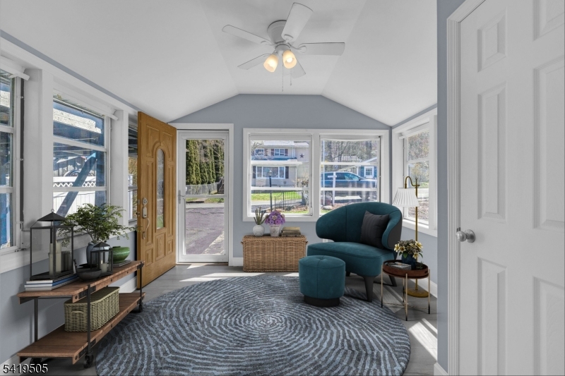 Cozy Lake/Oak Ridge - Residential