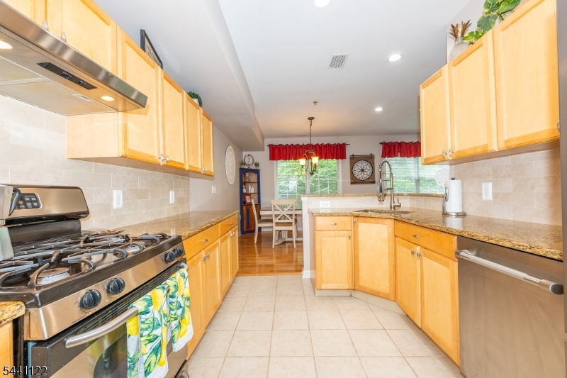 Sun Valley at Pompton - Residential