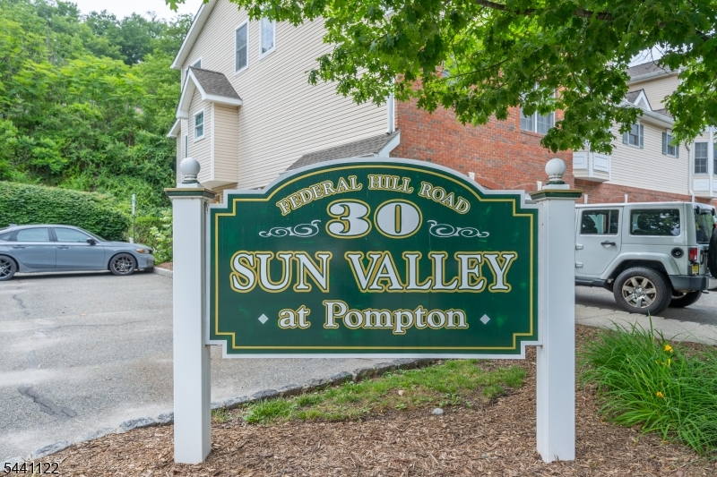 Sun Valley at Pompton - Residential