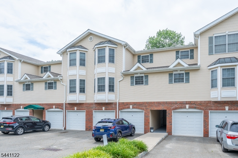 Sun Valley at Pompton - Residential