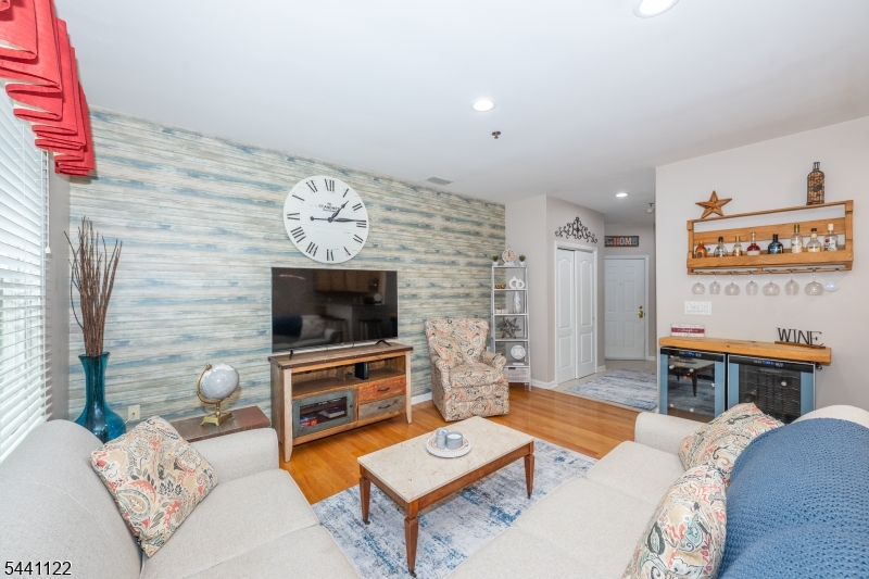 Sun Valley at Pompton - Residential