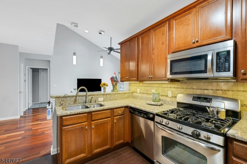 The Grande at Hanover - Residential