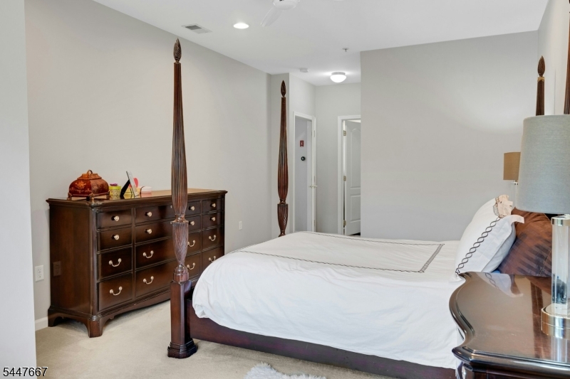 The Grande at Hanover - Residential