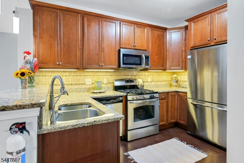 The Grande at Hanover - Residential