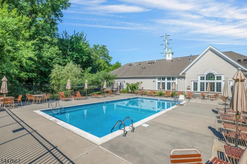The Grande at Hanover - Residential