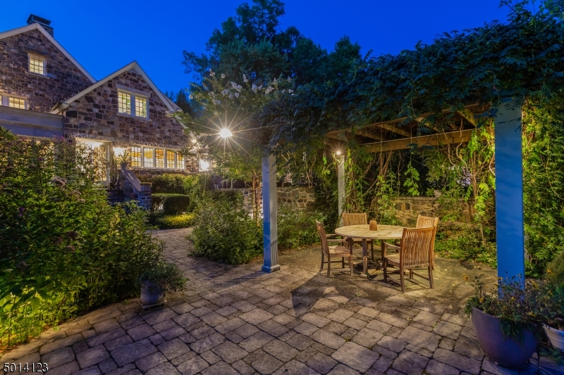 Hartshorn - Residential