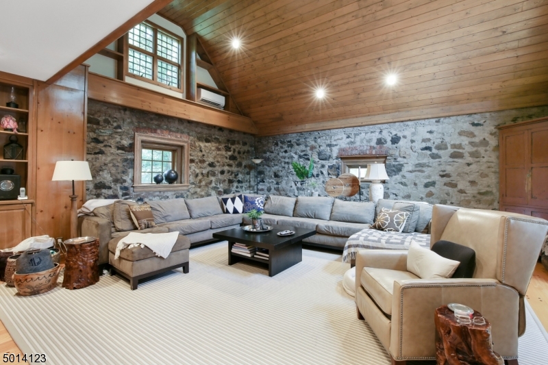 Hartshorn - Residential