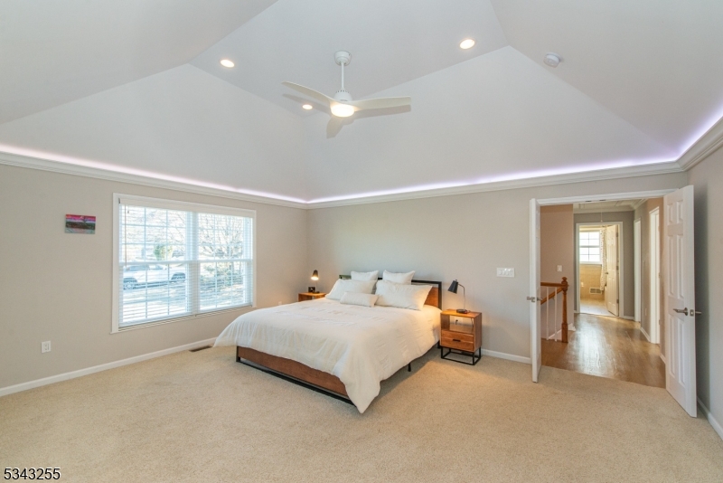 CROWN HEIGHTS - Residential