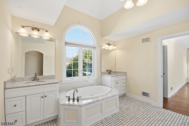 Scotch Meadows Estates - Residential