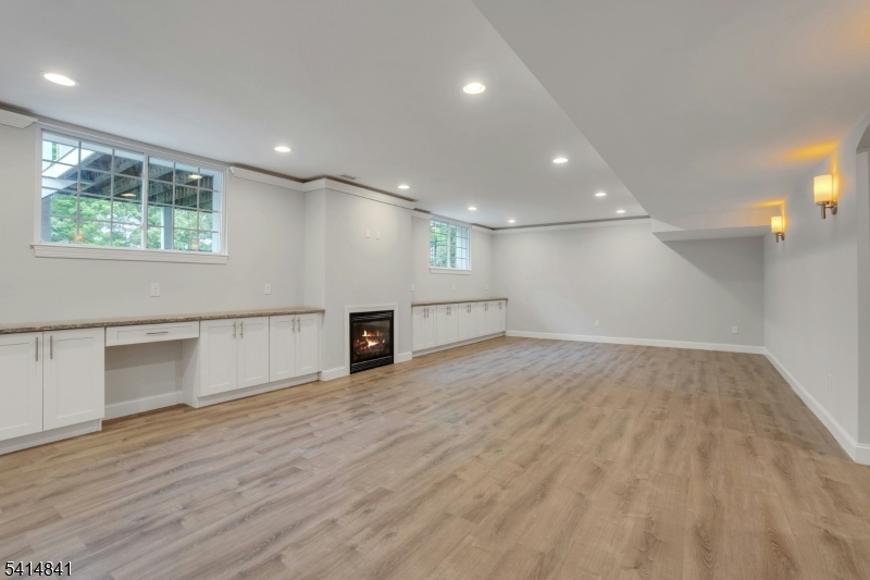 Scotch Meadows Estates - Residential