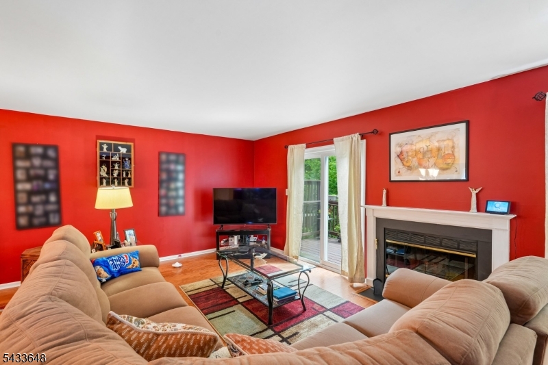 Pointe at Stoneview - Residential