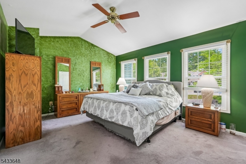 Pointe at Stoneview - Residential