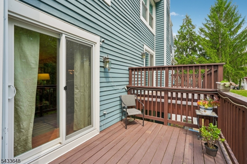 Pointe at Stoneview - Residential