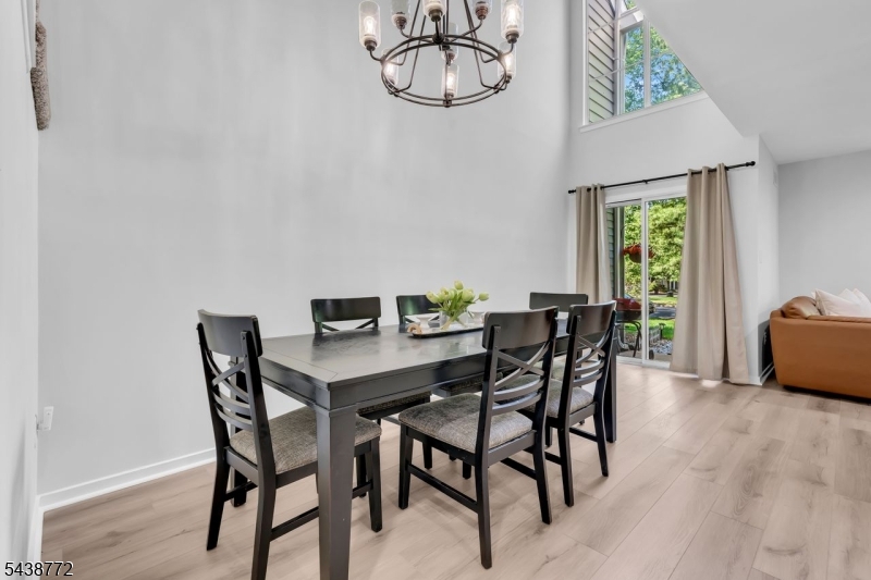 Crossroad - Residential