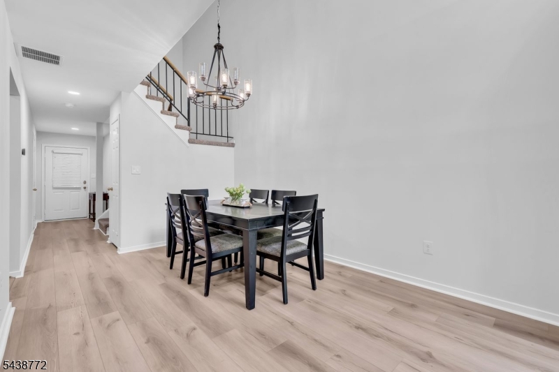 Crossroad - Residential