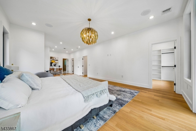 Hartshorn - Residential