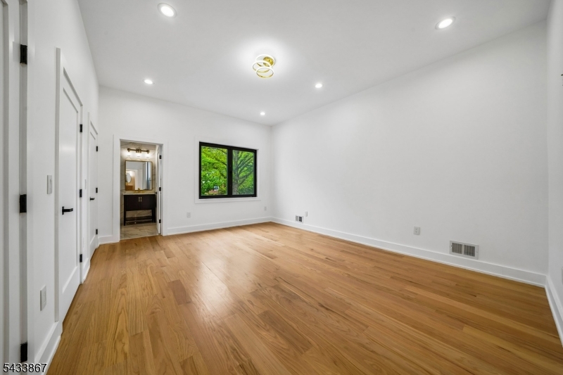 Hartshorn - Residential