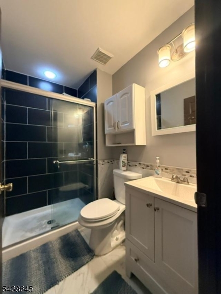 Whitehall Manor - Residential Lease
