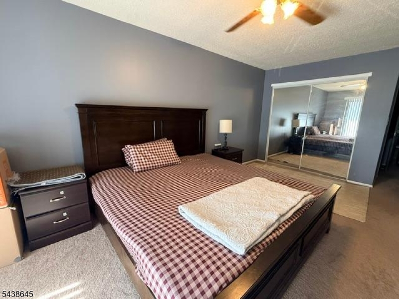 Whitehall Manor - Residential Lease