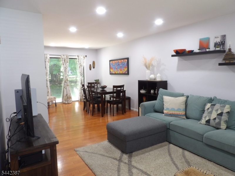 Oaks community - Residential