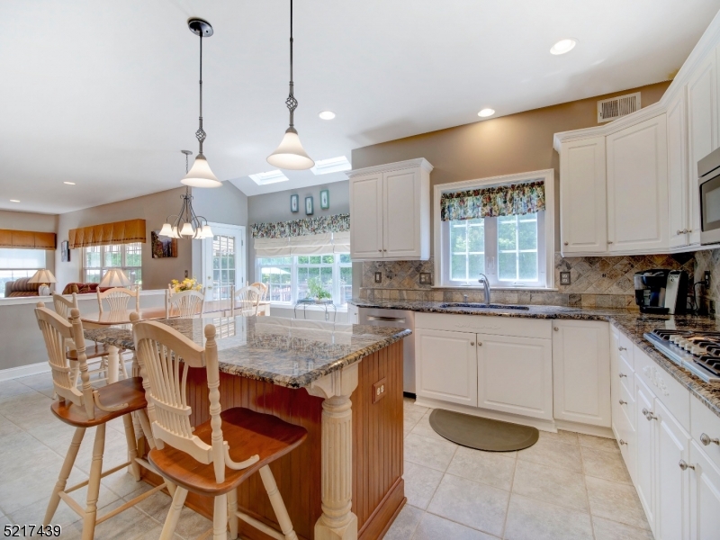 Poets Peak - Residential