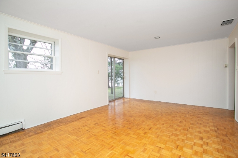 Englishtown - Residential