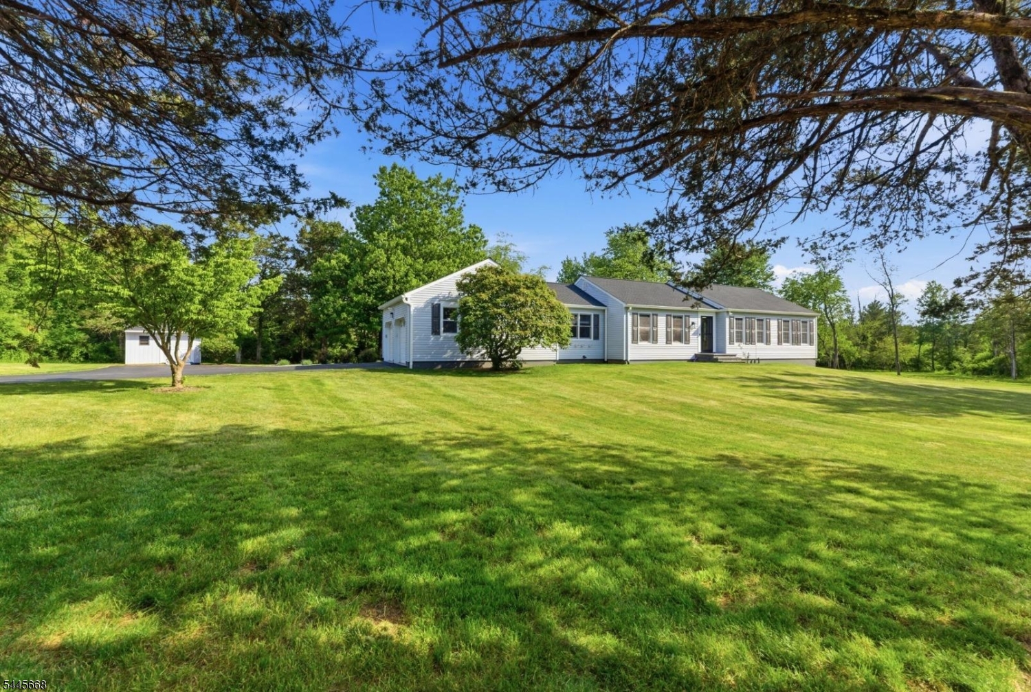 Whitehouse Station - Residential
