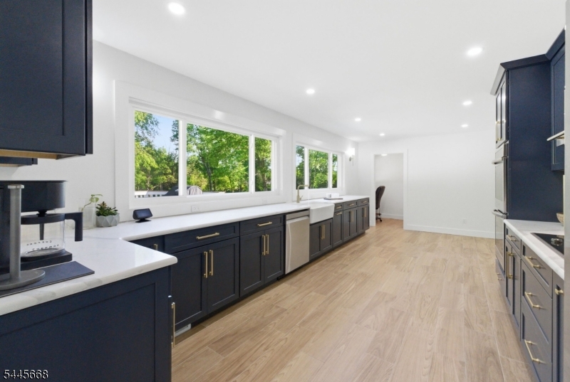 Whitehouse Station - Residential
