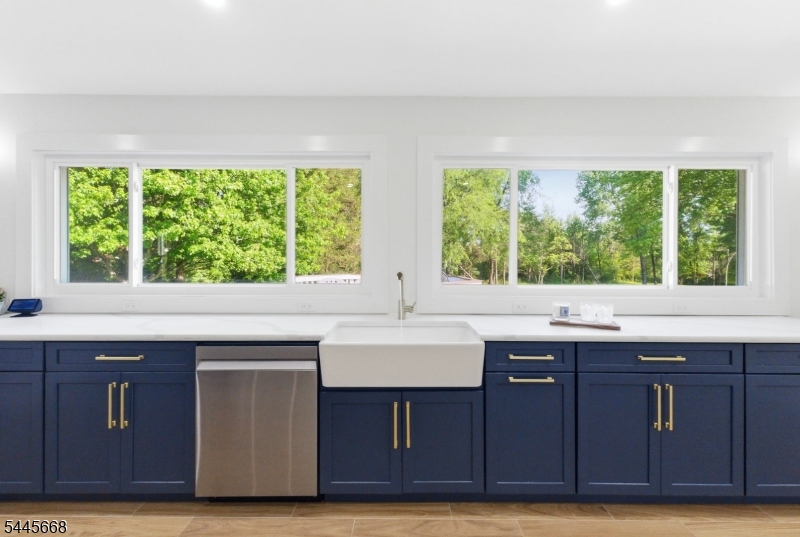 Whitehouse Station - Residential