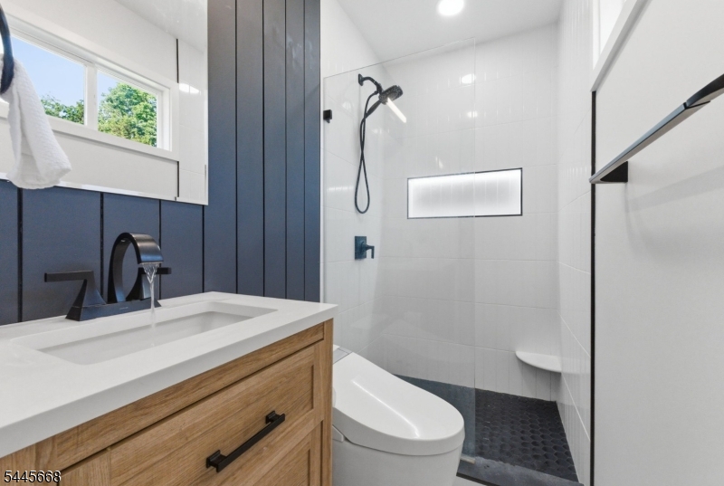Whitehouse Station - Residential