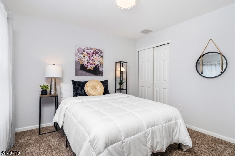 Montgomery Walk - Residential