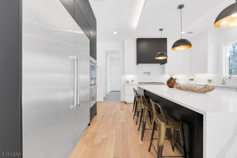CHESTNUT HILL - Residential