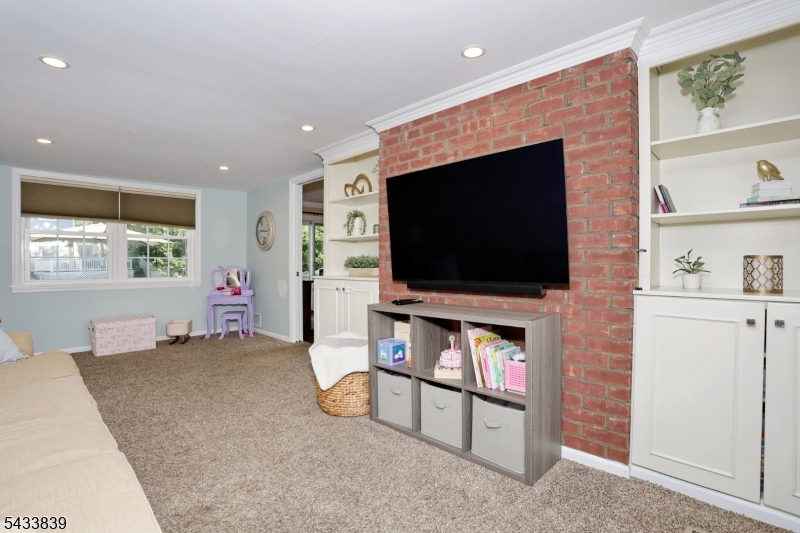 Spring Garden - Residential