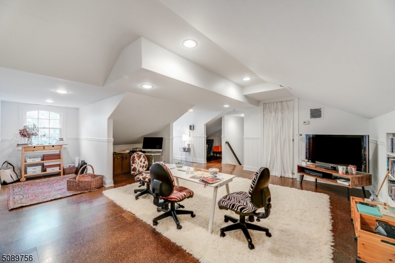 Rolling Hill - Residential