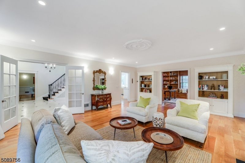 Rolling Hill - Residential