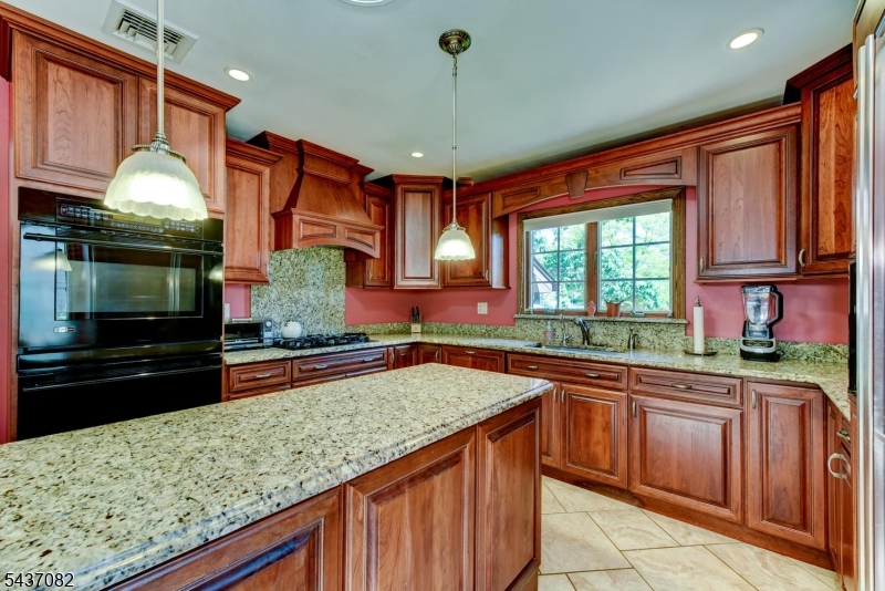 Black Oak - Residential