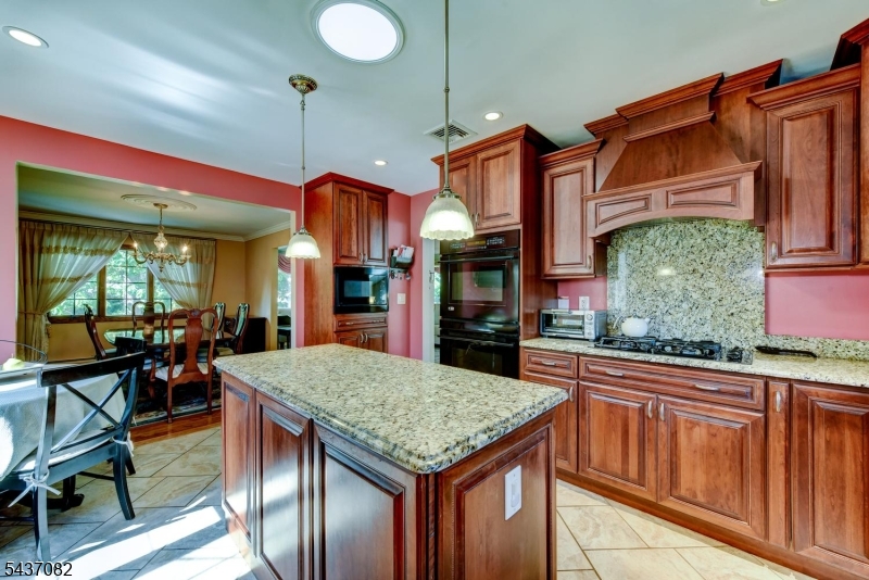 Black Oak - Residential