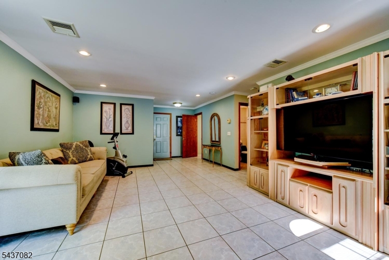Black Oak - Residential