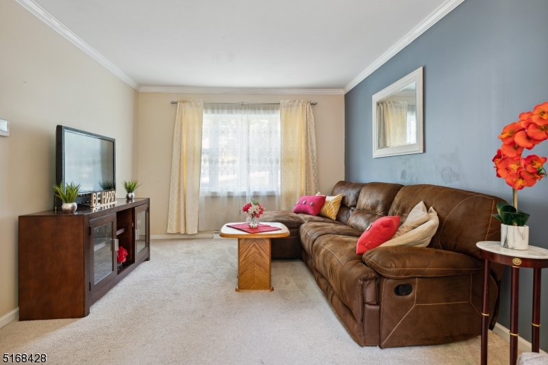 White Meadow Lake - Residential