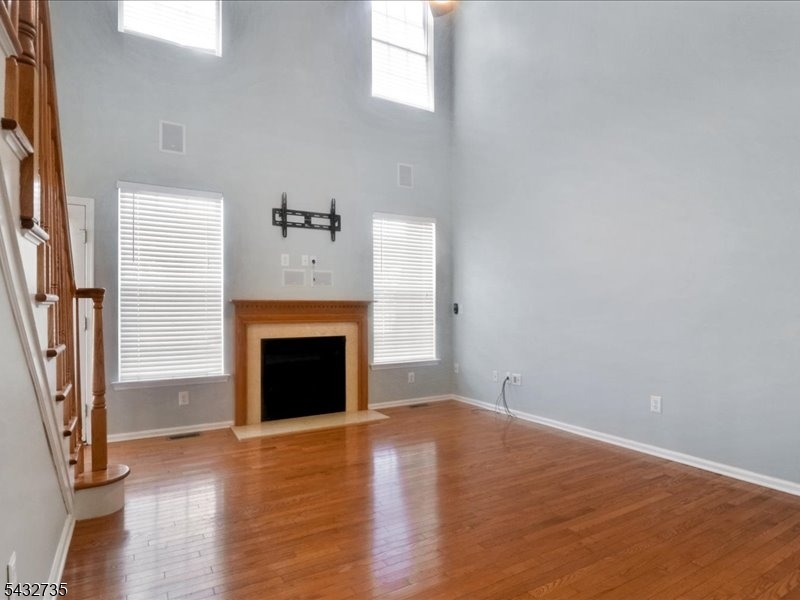 Grande At Crystal - Residential Lease