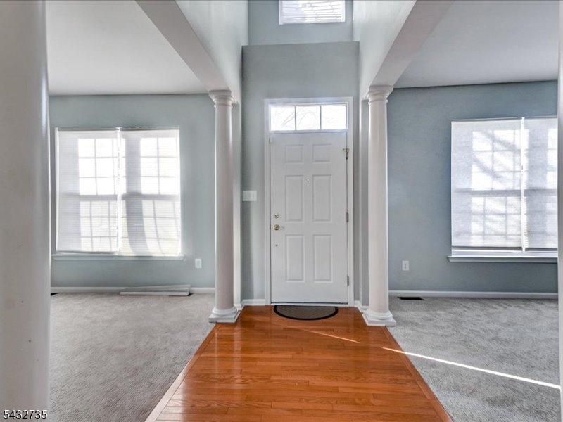 Grande At Crystal - Residential Lease