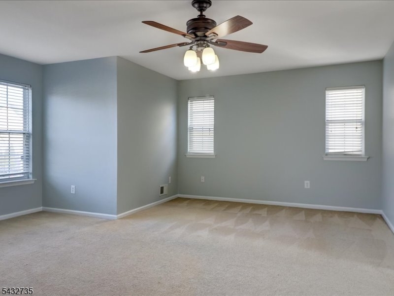 Grande At Crystal - Residential Lease