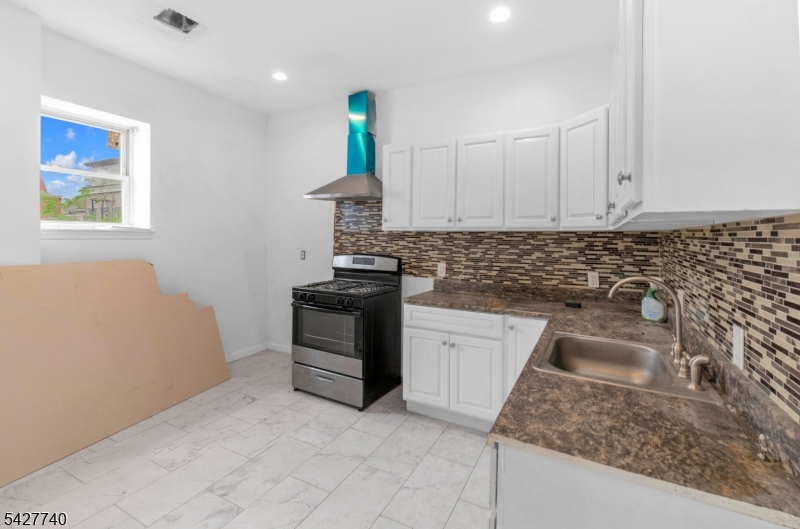 Elizabeth Port - Residential Income