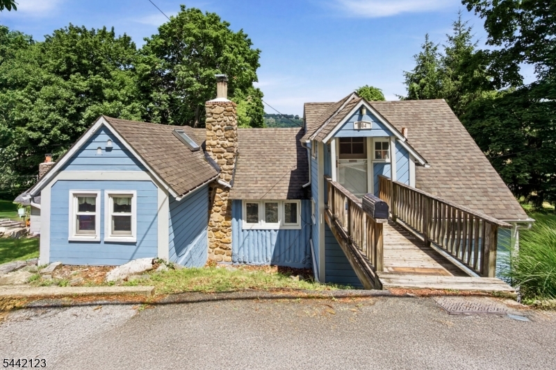 LAKE MOHAWK - Residential