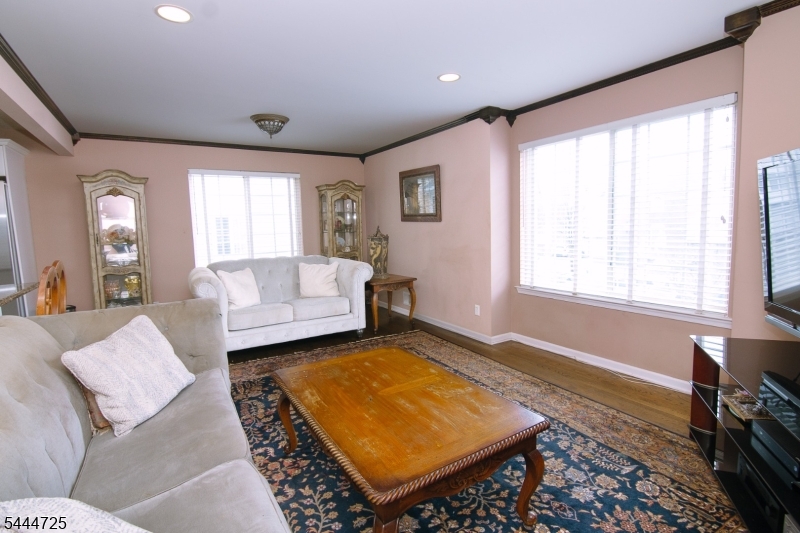 Whispering Way - Residential