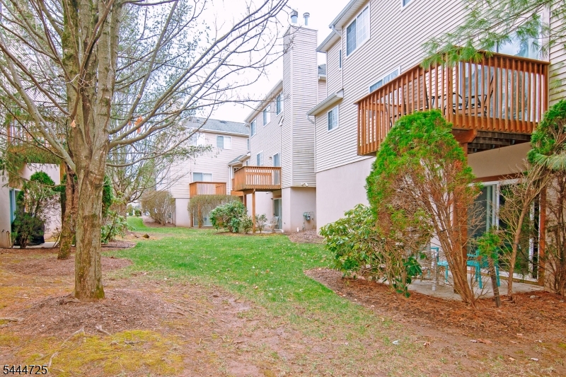Whispering Way - Residential