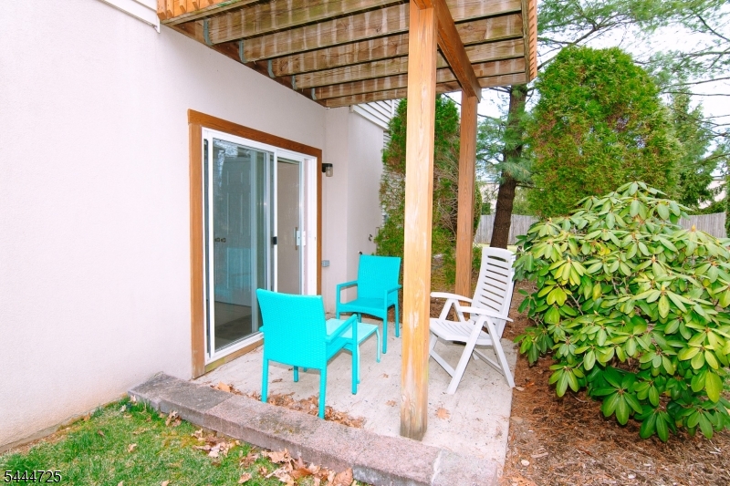 Whispering Way - Residential