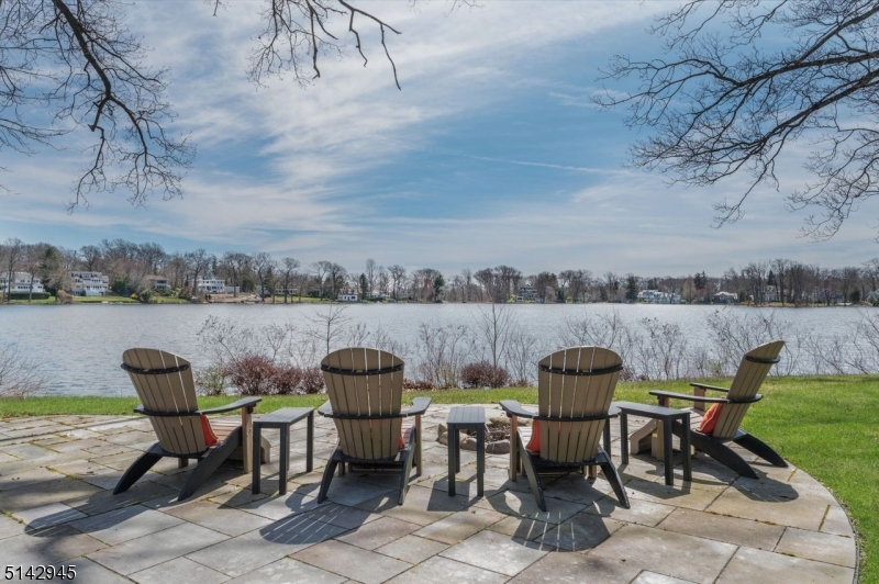 Lakefront - Residential
